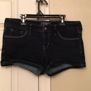 Guess - jean shorts